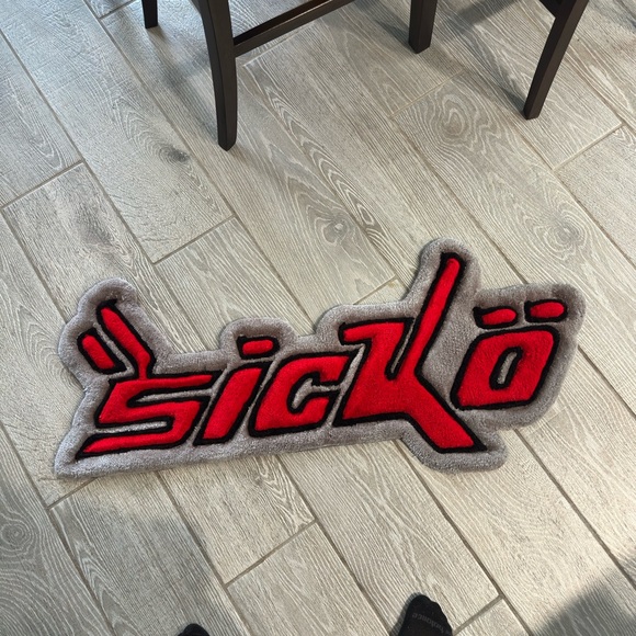 Custom Tufted Rug - Sicko Inspired - Picture 6 of 6